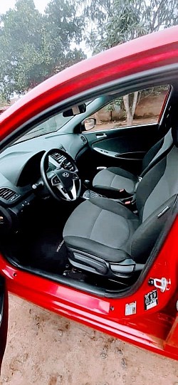 Hyundai Tucson, Santa Fe, Accent, Elantra, Genesis, Sonata, i10, i20, IONIC; best sleek, sporty, luxury sedan cars, SUVs and foreign used cars for sale nearby at Tema, Greater Accra, Ghana