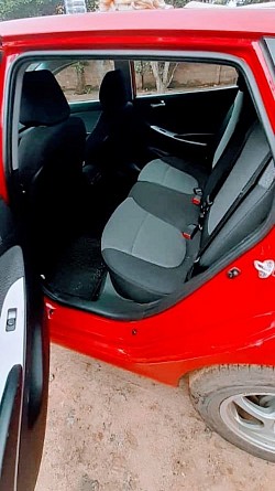 Hyundai Tucson, Santa Fe, Accent, Elantra, Genesis, Sonata, i10, i20, IONIC; best sleek, sporty, luxury sedan cars, SUVs and foreign used cars for sale nearby at Tema, Greater Accra, Ghana