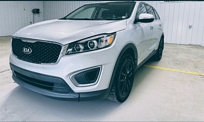 ***2016 Kia Sorento***